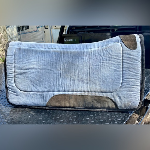 Tacky Too by Reinsman Saddle Pad Horse Tack - Picture 2 of 4